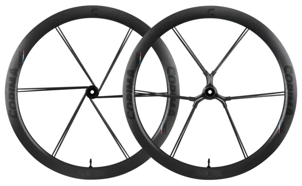 The new 45MCC is a 45mm hooked carbon wheelset